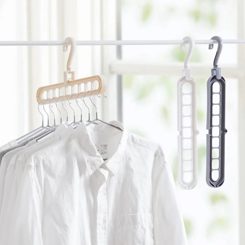 9-Hole Folding Hanger
