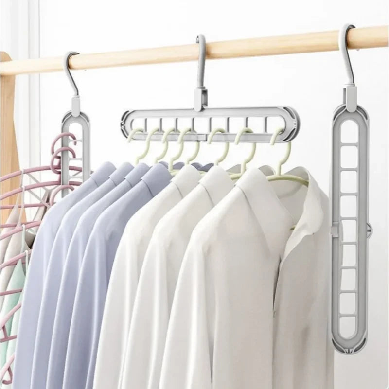 9-Hole Folding Hanger