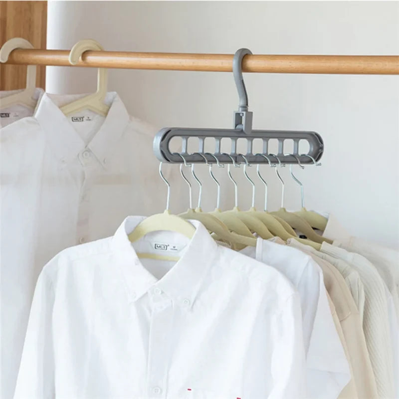 9-Hole Folding Hanger